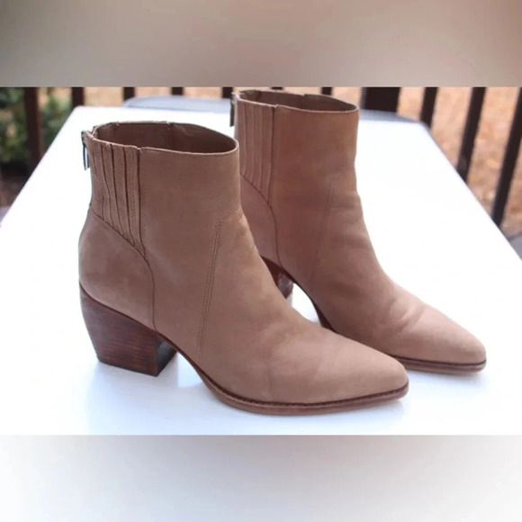 Vince Camuto Devena ankle boots - Picture 7 of 11